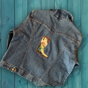 Refashioned western embroidered jean jacket Sz PLG
